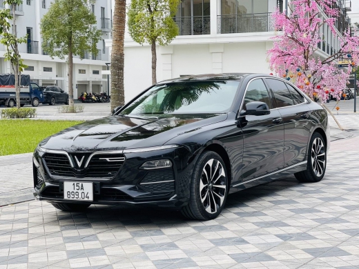 Vinfast Lux A Đen 2022