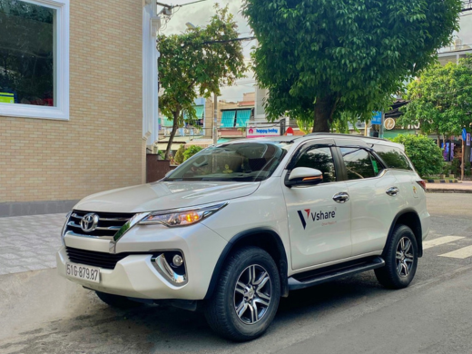 Cho Thuê Xe Fortuner 7 Chỗ